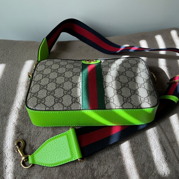 Gucci Ophidia Neon Crossbody & Wristlet w/Removable straps - Picture 12 of 16